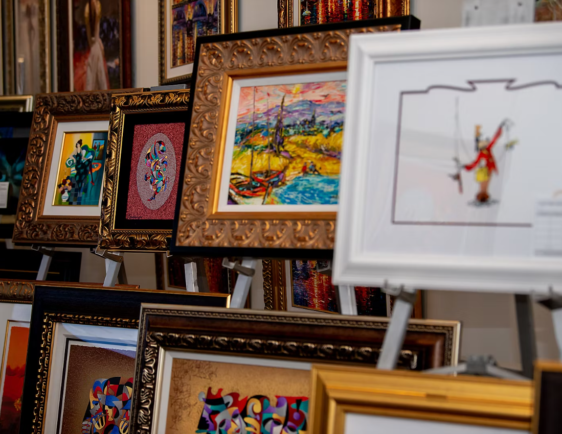 Art auctions